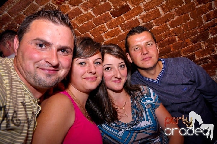 Miercuri seara în Escape, 