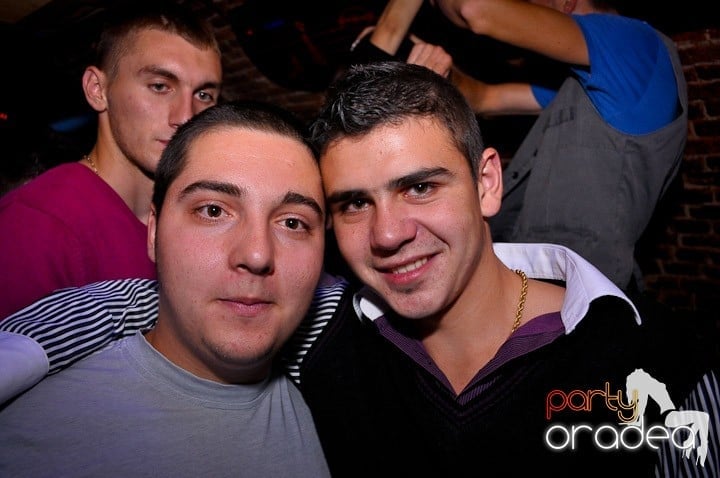 Miercuri seara în Escape, 