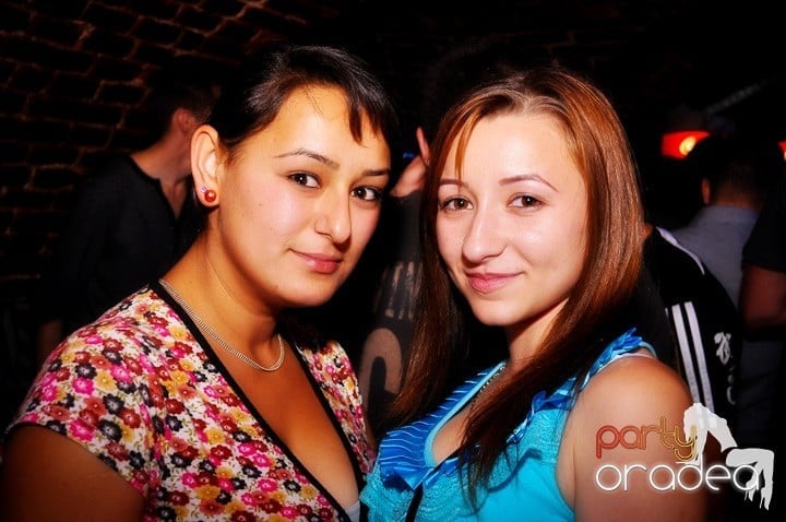 Miercuri seara în Escape, 