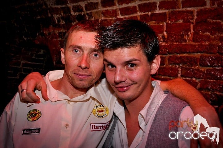 Miercuri seara în Escape, 