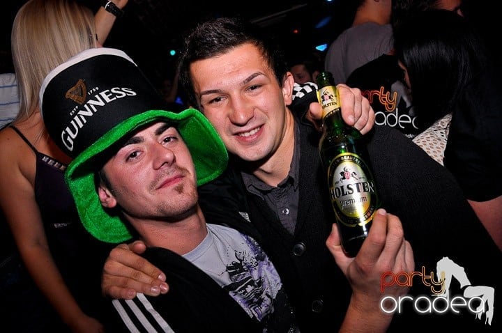 Miercuri seara în Escape, 