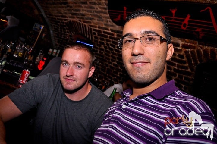 Miercuri seara în Escape, 