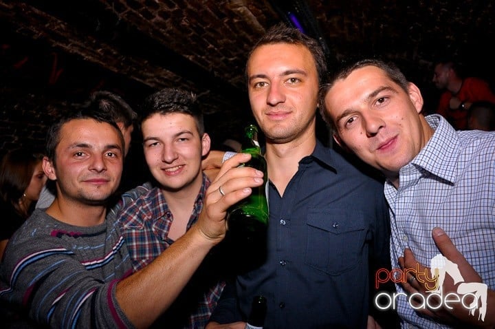 Miercuri seara în Escape, 