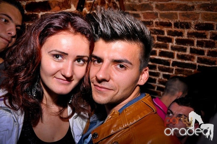 Miercuri seara în Escape, 