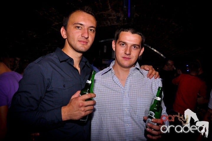 Miercuri seara în Escape, 