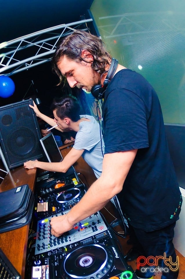 Mihigh & Motiv, Juice