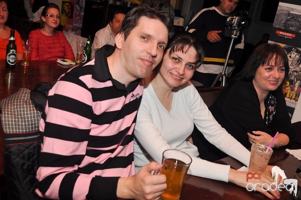 Mike Godoroja & Blue Spirit în Queen's, Queen's Music Pub