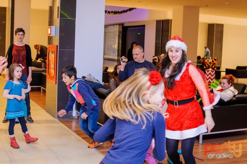 Moş Crăciun e la Oradea Shopping City,