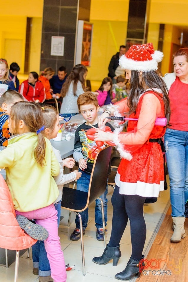 Moş Crăciun e la Oradea Shopping City,