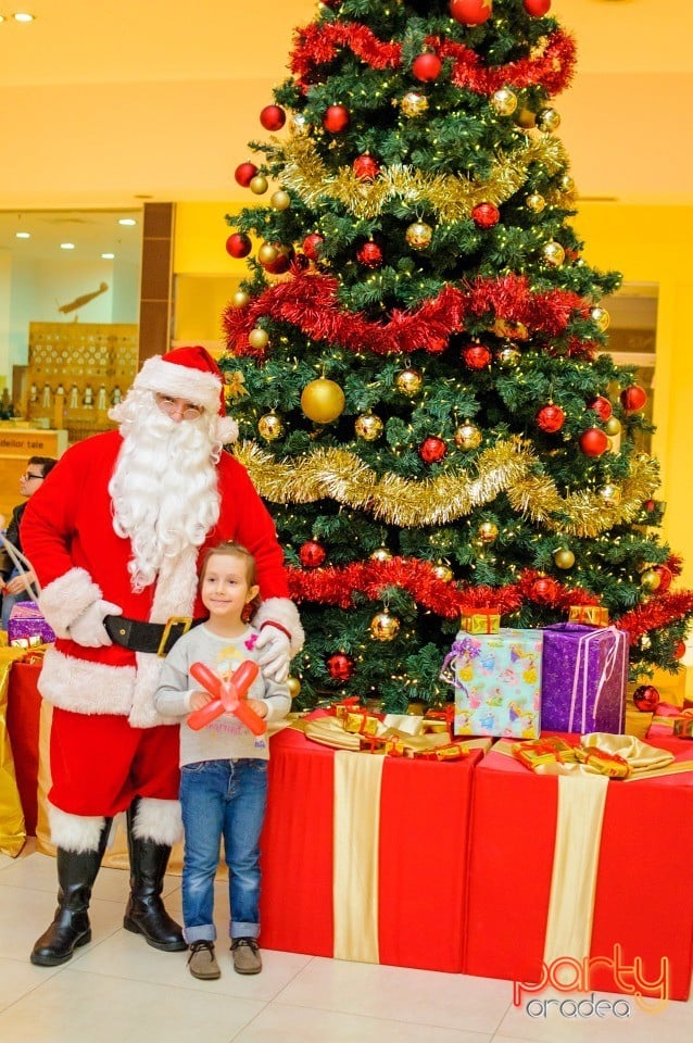 Moş Crăciun e la Oradea Shopping City,