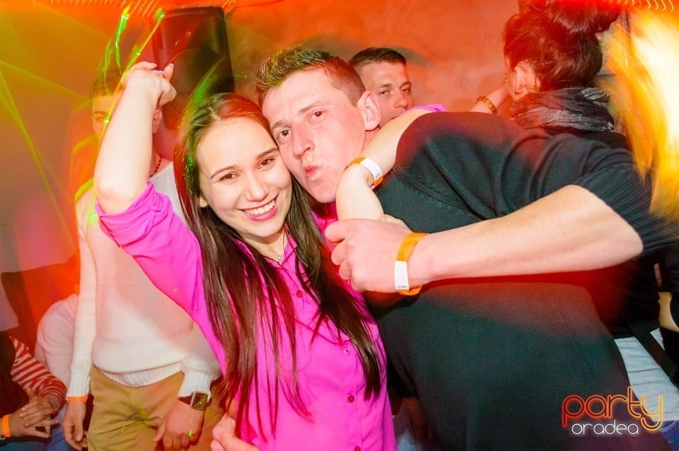 Moscow Never Sleeps, 