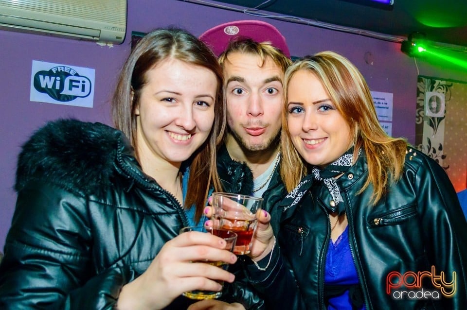 Moscow Never Sleeps, 