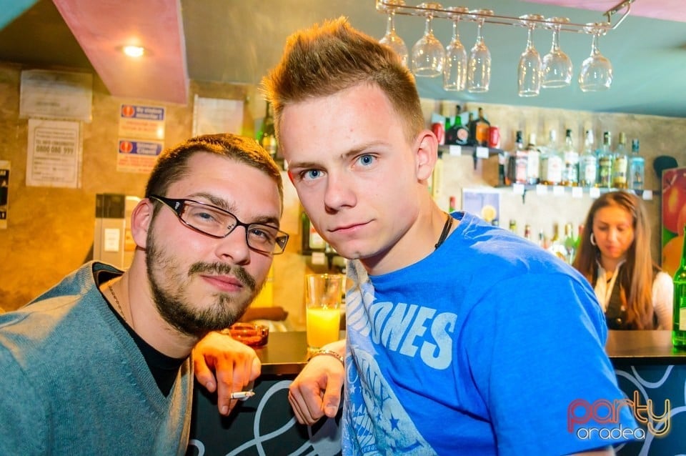 Moscow Never Sleeps, 