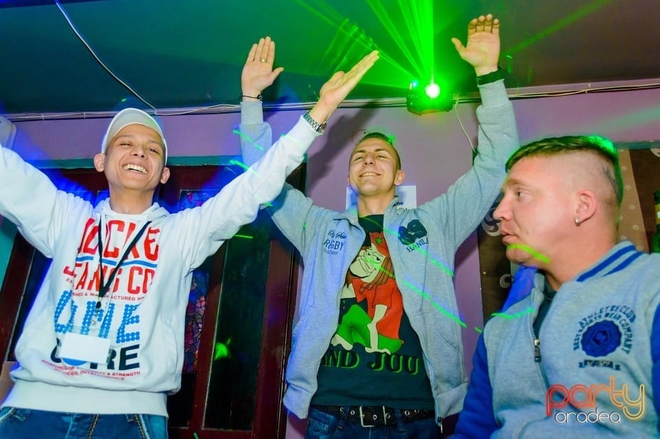 Moscow Never Sleeps, 