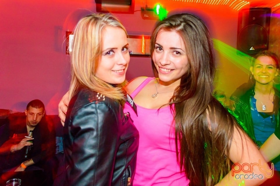 Moscow Never Sleeps, 