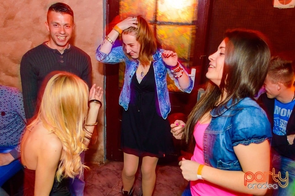 Moscow Never Sleeps, 