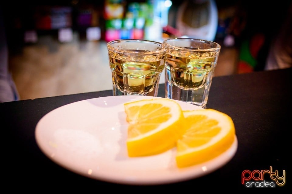 Moscow Never Sleeps, 