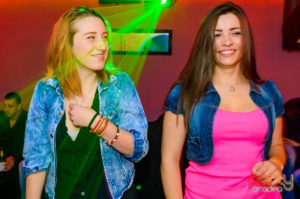 Moscow Never Sleeps, 