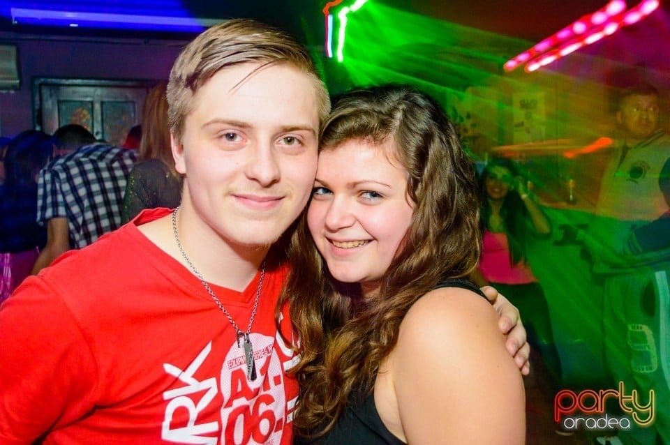 Moscow Never Sleeps, 