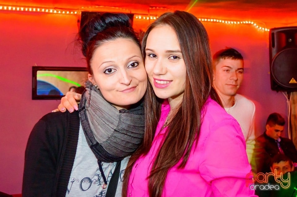 Moscow Never Sleeps, 