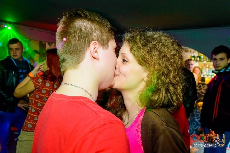 Moscow Never Sleeps, 