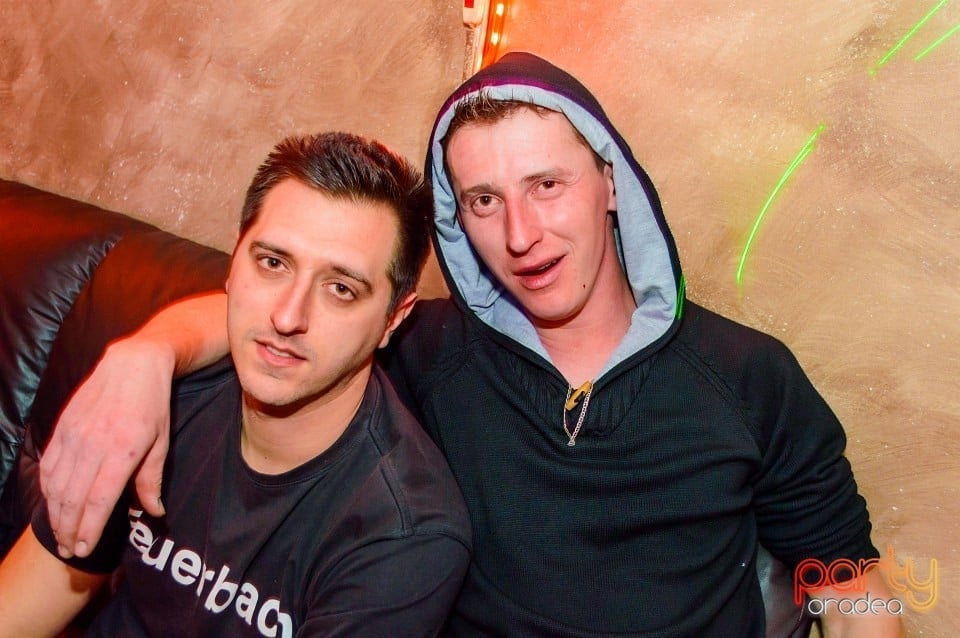 Moscow Never Sleeps, 