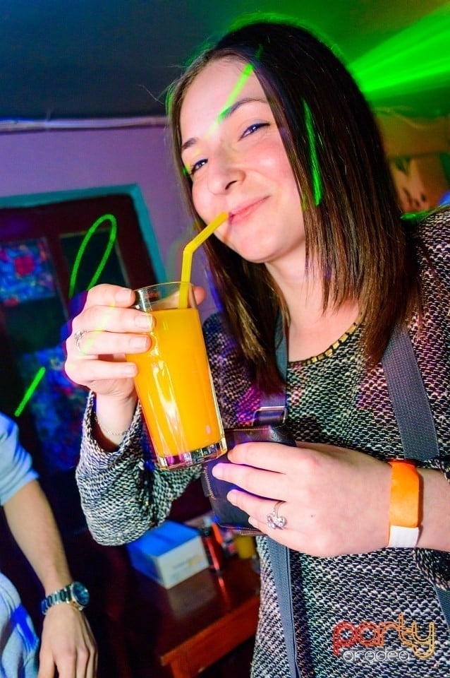 Moscow Never Sleeps, 