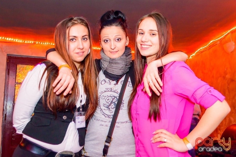 Moscow Never Sleeps, 