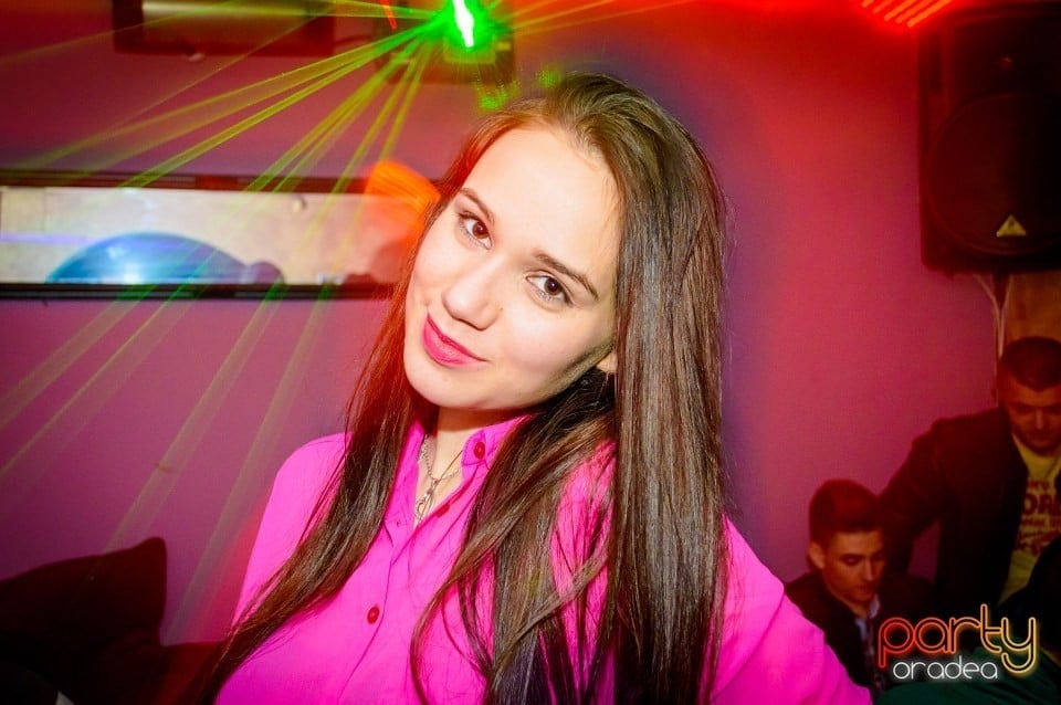 Moscow Never Sleeps, 