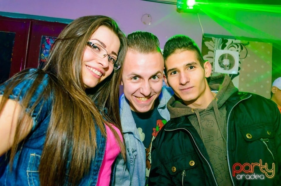 Moscow Never Sleeps, 