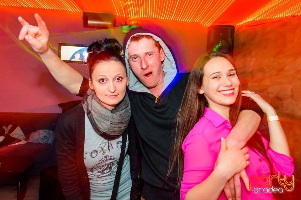 Moscow Never Sleeps, 