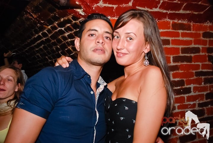 Multă adrenalină în Club Escape, 