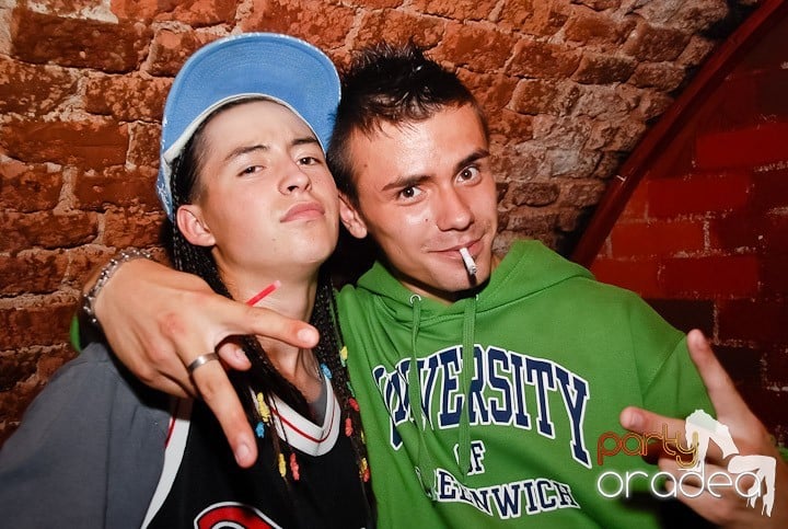 Multă adrenalină în Club Escape, 