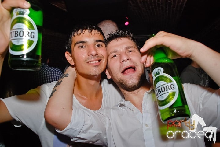 Multă adrenalină în Club Escape, 