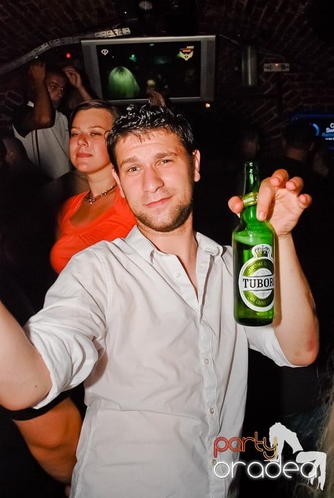 Multă adrenalină în Club Escape, 