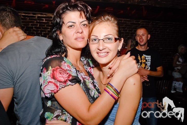 Multă adrenalină în Club Escape, 