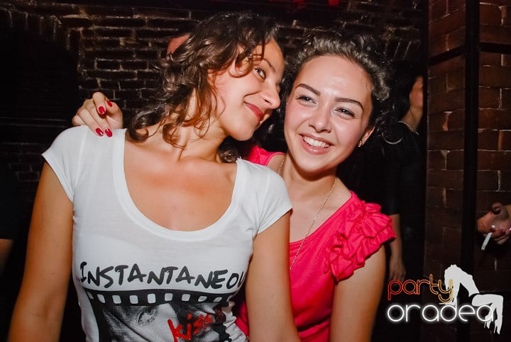 Multă adrenalină în Club Escape, 