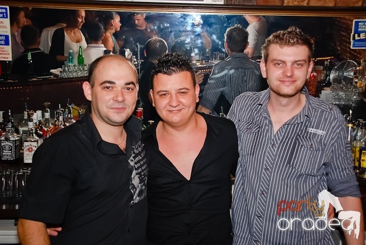 Multă adrenalină în Club Escape, 