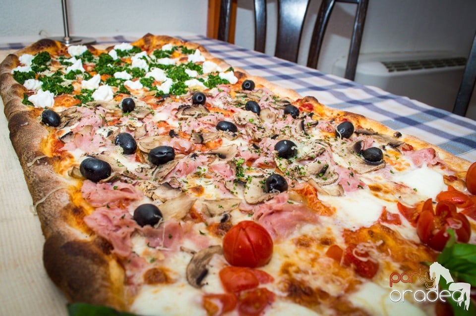 Multiplul Campion Mondial la Pizza, Old Mill
