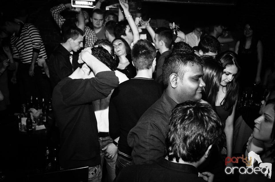 Muzică bună şi distracţie maximă în Escape, 