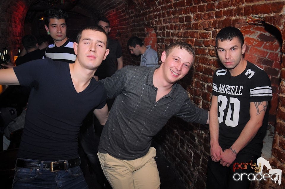 Muzică bună şi distracţie maximă în Escape, 