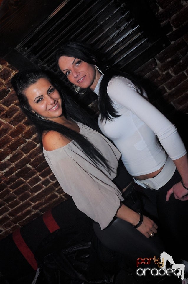 Muzică bună şi distracţie maximă în Escape, 