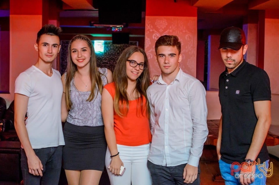 Muzică Live Alături De Blaga, 
