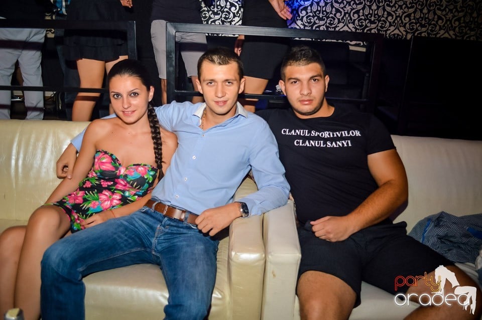 Muzica live Alex de la Oradea, 