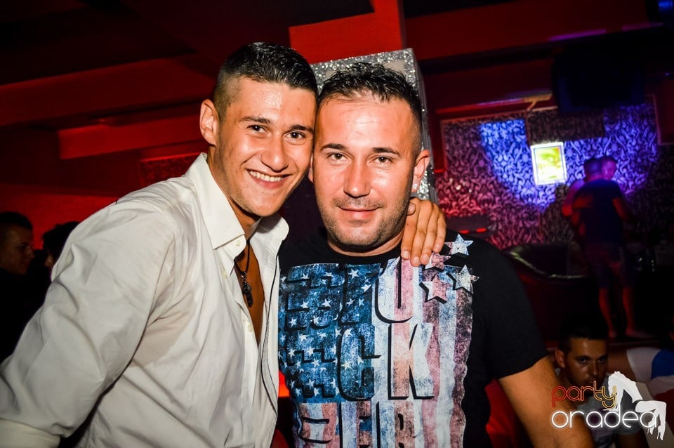 Muzica live Alex de la Oradea, 