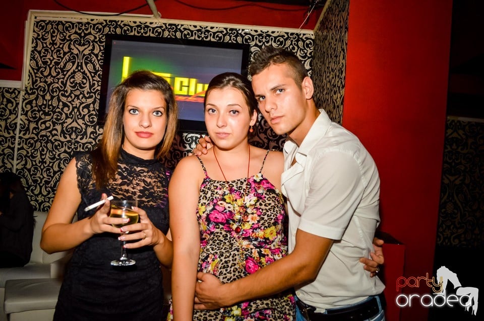 Muzica live Alex de la Oradea, 