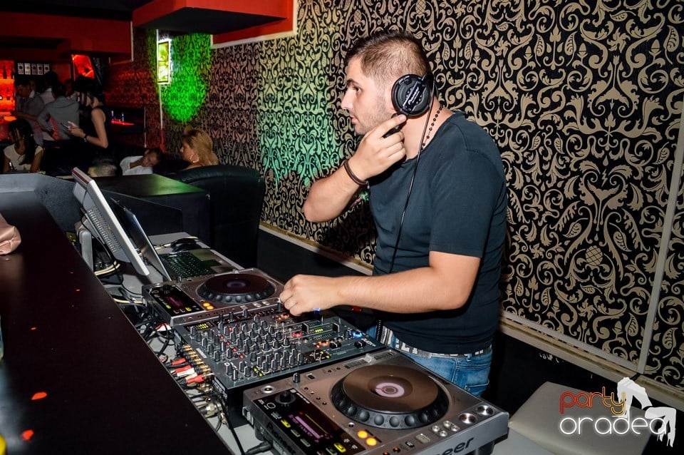 Muzica live Blaga de la Oradea, 