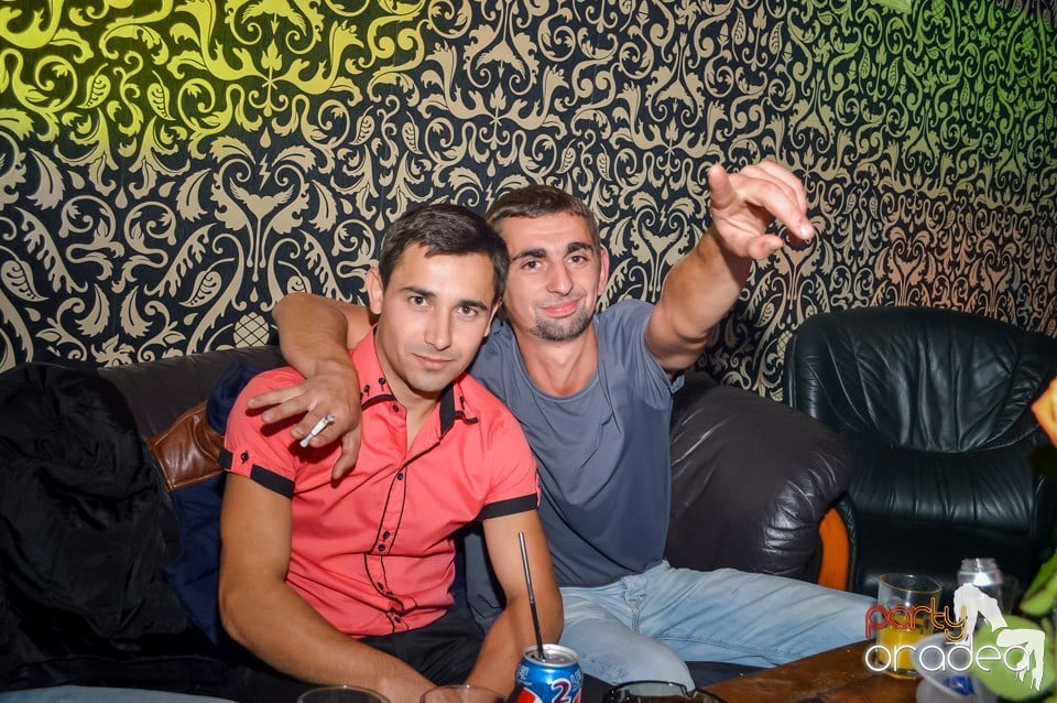 Muzica live Blaga de la Oradea, 