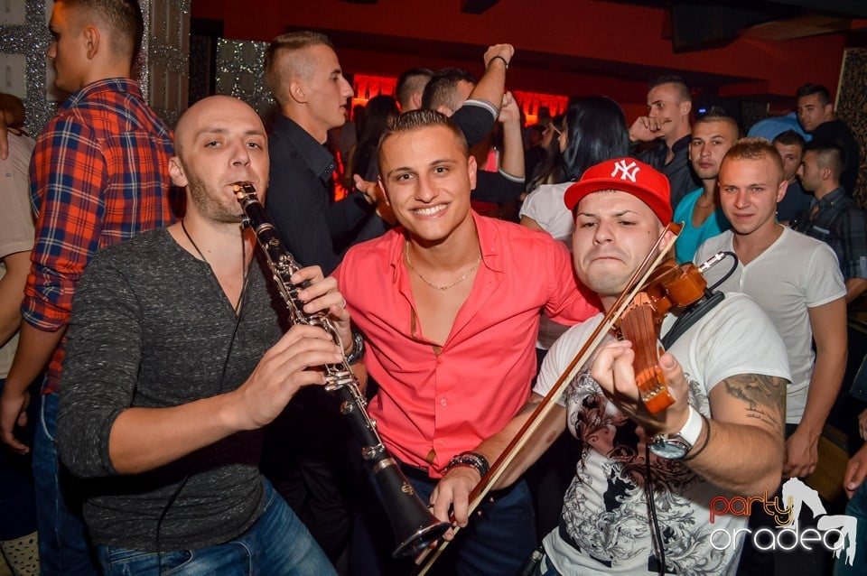 Muzica live Blaga de la Oradea, 