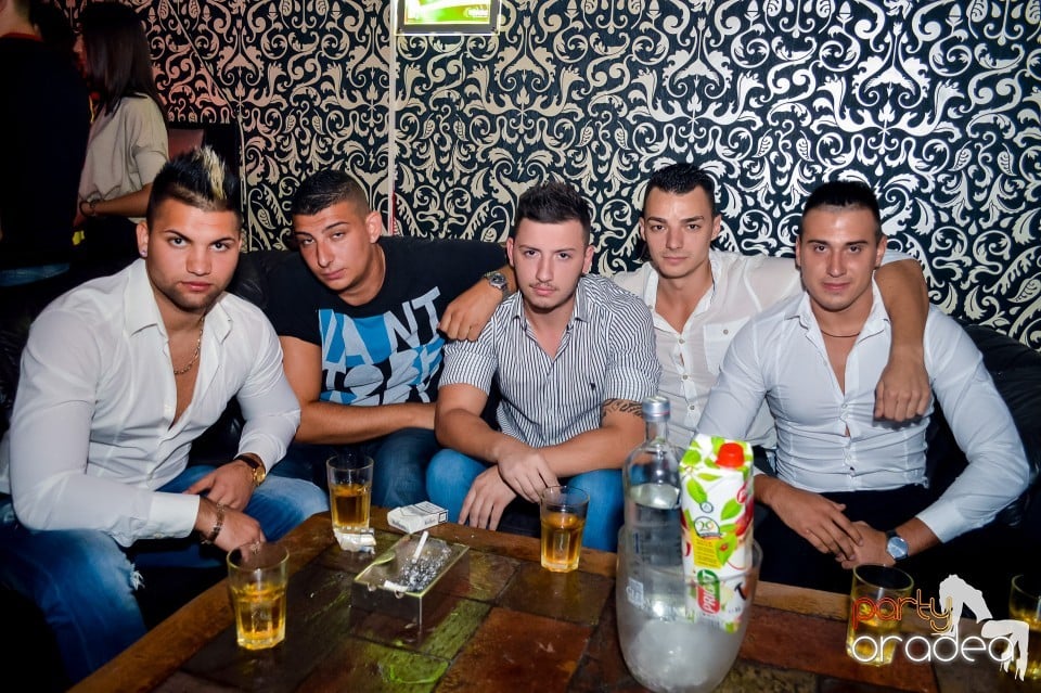 Muzica live Blaga de la Oradea, 